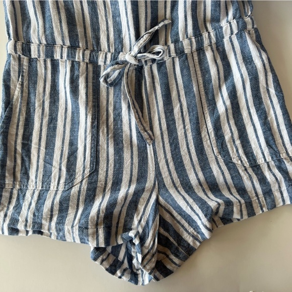 Gap Blue and White Striped Linen Blend Romper, size 8P - Picture 10 of 10